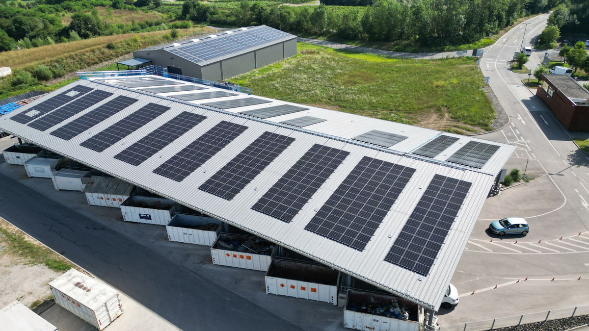 Photovoltaikanlage Dachfläche Recyclinghof Plus Photovoltaikanlage Dachfläche Recyclinghof Plus
